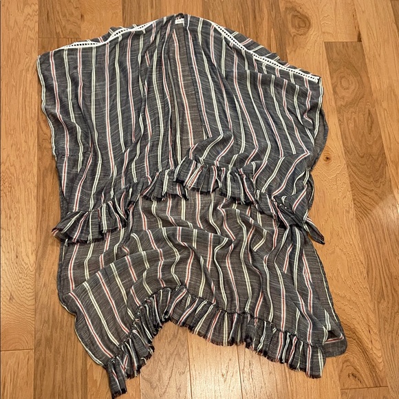 BCBGeneration Striped Crochet Trim Wrap - Picture 1 of 6